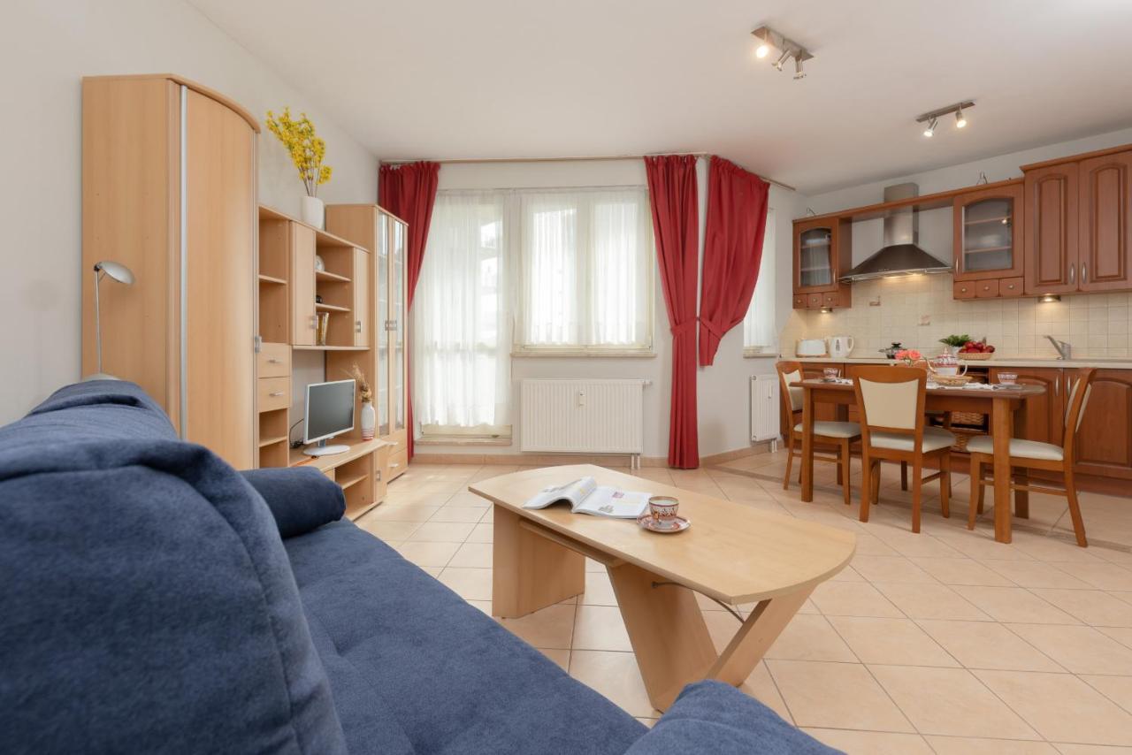Pejzazowa Apartment Metro Wilanowska Mokotow By Noclegi Renters Warschau Exterior foto